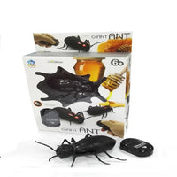 Trick Electric Cockroach Pet RC Simulation Spider Robotic Remote Control Ant Toy Halloween Xmas Mini Gift for Adult Prank Insect