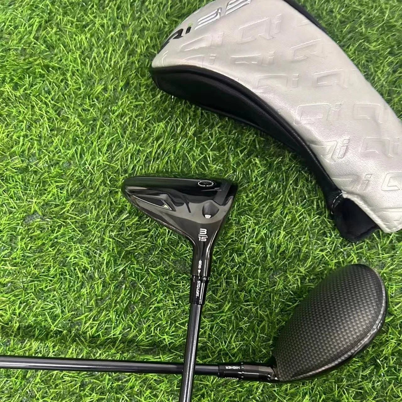 Golf Club for Men: No. 3 Wood with No. 5 Wood Head Cover