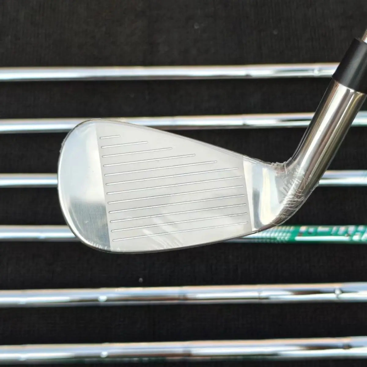 Right Handed Men's Golf Irons Set, 8-Piece, 4-9PW, Steel and Graphite Shaft