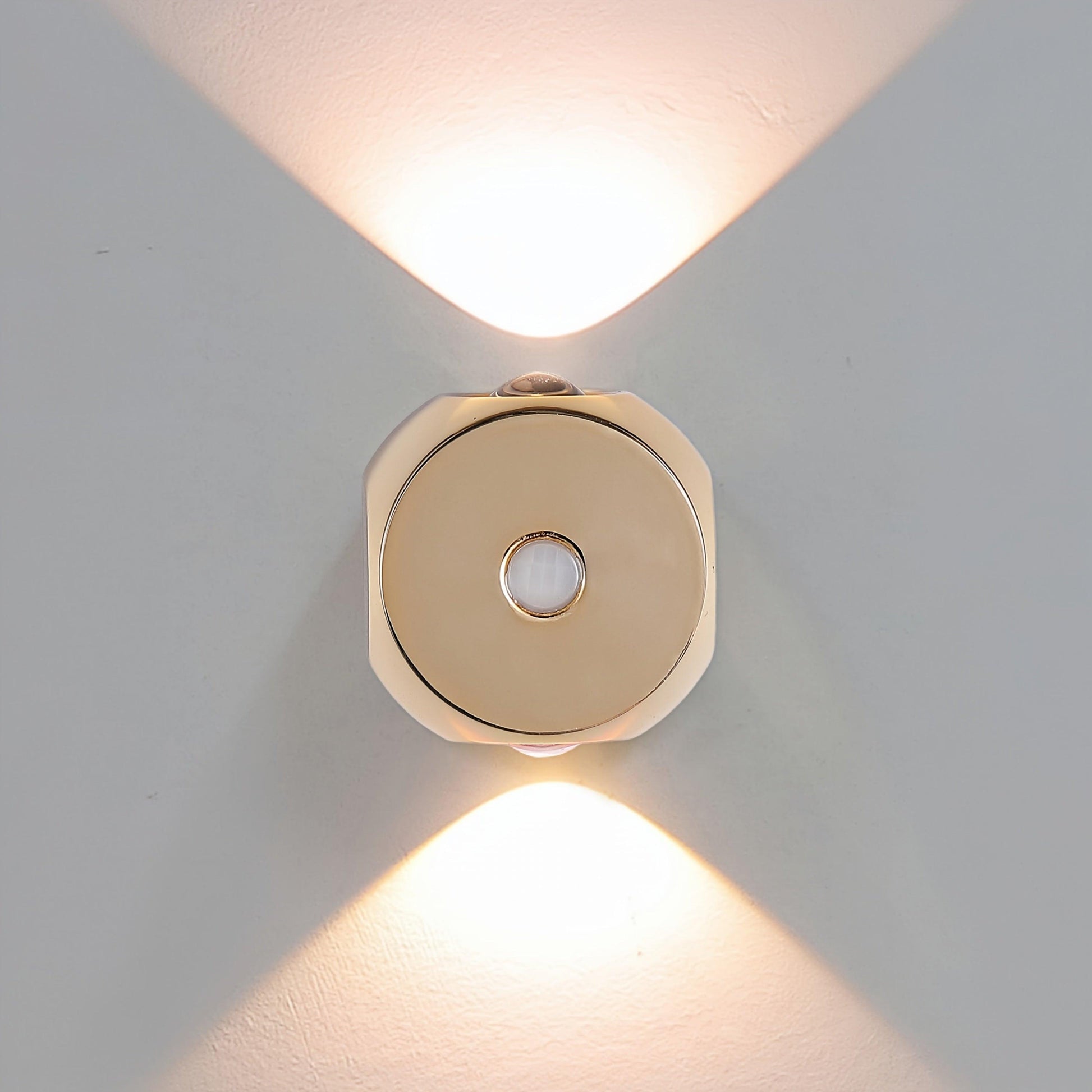 1pc Motion Sensor Light with USB Charging and Adjustable Brightness and Color